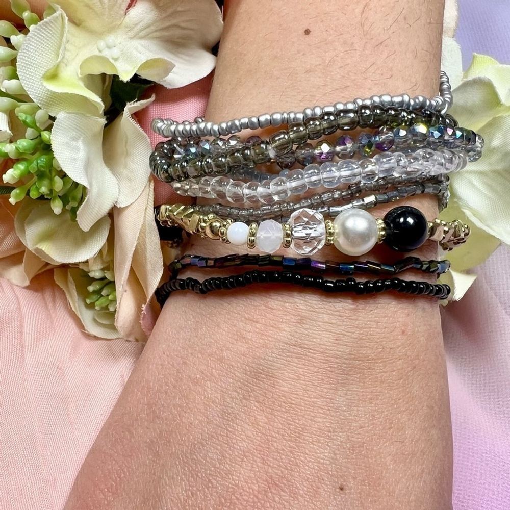 Midnight Onyx Black Beaded Bracelet Stack with elastic OS - Picture 6 of 7